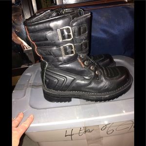 Mens size 9 1/2 Harley Davidson riding boots